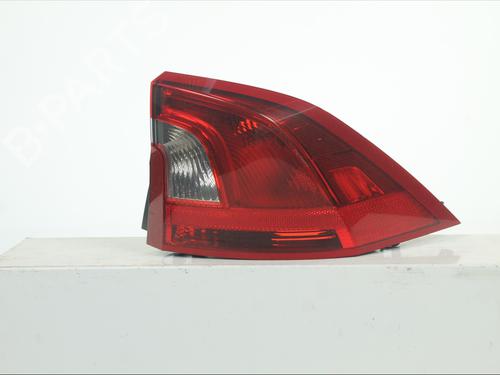 Used Right taillight Right taillight VOLVO S60 II (134) D3 (136 hp) 34710460 34710460
