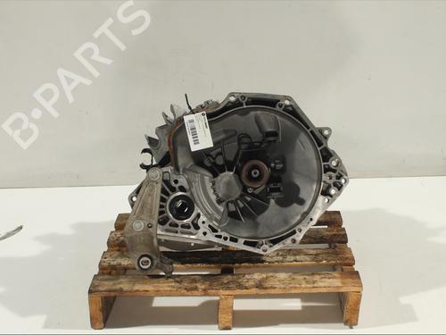 Used Gearbox OPEL CORSA E (X15) [2014-2025]  11908167