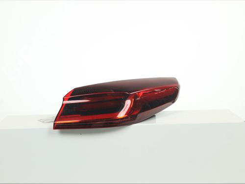 Used Right taillight Right taillight KIA XCEED (CD) 1.0 T-GDI (120 hp) 33860827 33860827