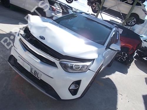 Left front fog light KIA STONIC (YB) 1.0 T-GDi | BP26900351C30 - Image 4