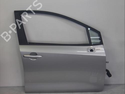 Used Right front door Right front door TOYOTA COROLLA Estate (_E21_) 1.8 VVTi Hybrid (ZWE219) (140 hp) 34176227 34176227