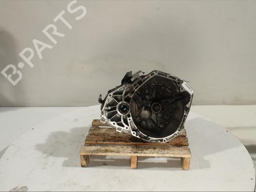 gearbox-dacia-duster-hs_-2010-2011-2012-2013-2014-2015-2016-2017-2018-32277757 main image