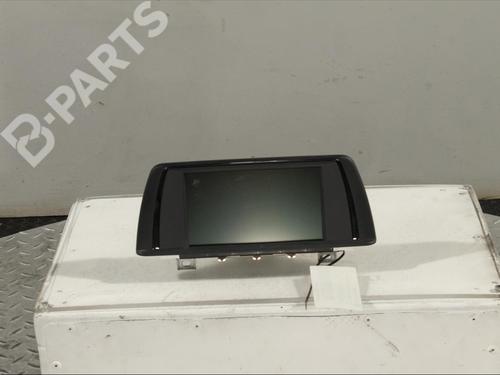Used Display monitor BMW 3 (F30, F80) 320 d (163 hp) 11902346