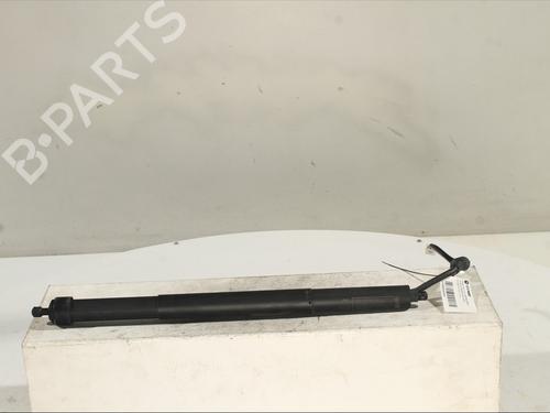 tailgate-lift-support-toyota-yaris-cross-mxp_-2020-29986210 main image