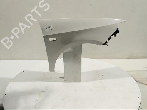 Used Right front fenders Right front fenders 30652627 30652627
