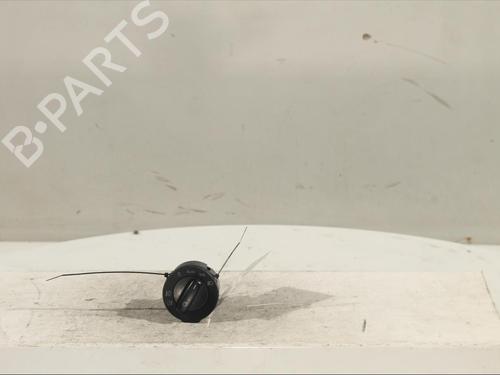 Used Headlight switch VW GOLF PLUS V (5M1, 521) [2004-2013]  13904428