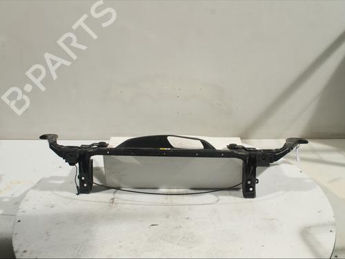 crossmember-jaguar-f-pace-x761-2015-32769050 main image