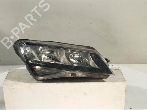 Used Right headlight Right headlight SKODA SUPERB III (3V3) 2.0 TDI (150 hp) 32277779 32277779