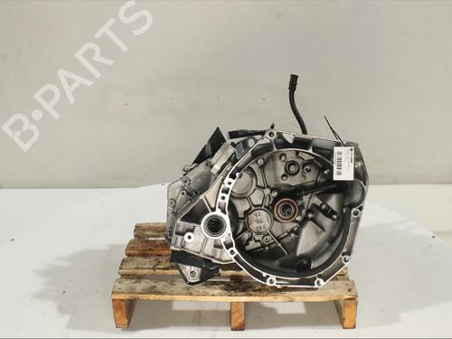 gearbox-renault-clio-v-b7_-2019-30841217 main image