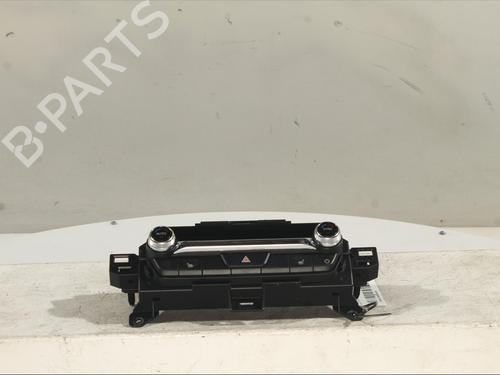 Used Climate control MAZDA 3 Hatchback (BP) SKYACTIV-X M Hybrid (186 hp) 30502530