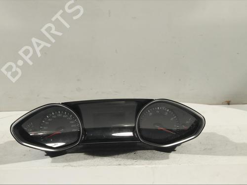 Used Instrument cluster Instrument cluster 11907702 11907702