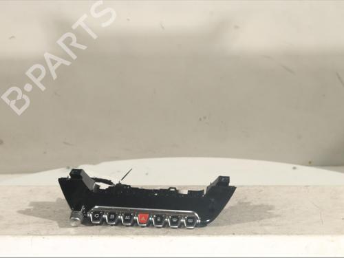 Used Climate control Climate control PEUGEOT 208 II (UB_, UP_, UW_, UJ_) 1.2 PureTech 100 (101 hp) 18250160 18250160