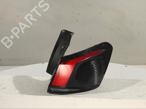 Used Right taillight Right taillight 32200985 32200985