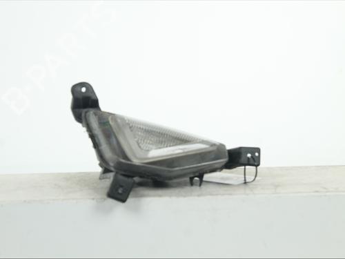 Used Right front fog light Right front fog light 37650896 37650896
