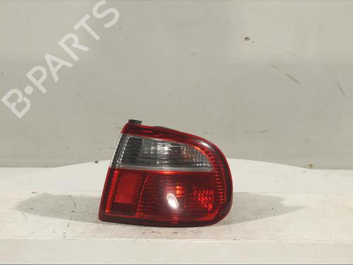 Used Right taillight Right taillight SEAT LEON (1M1) 1.8 20V T 4 (180 hp) 13621811 13621811