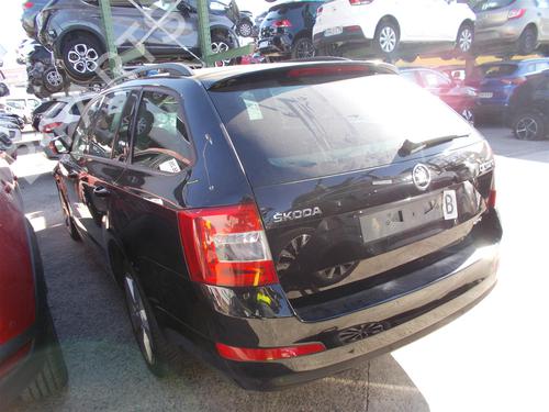 Venstre baglygte SKODA OCTAVIA III Combi (5E5, 5E6) 2.0 TDI 4x4 | BP29818291C34