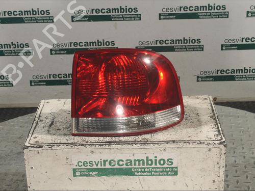 Used Right taillight Right taillight VW TOUAREG (7LA, 7L6, 7L7) 3.0 V6 TDI (225 hp) 11901025 11901025