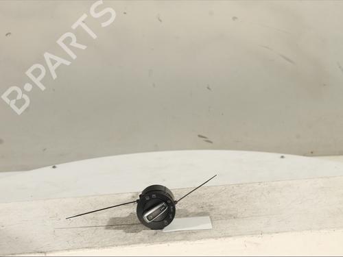 Used Headlight switch VW PASSAT B7 (362) 1.6 TDI (105 hp) 29269025