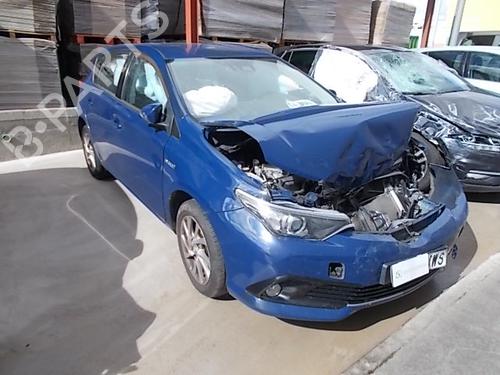 Left front fog light TOYOTA AURIS (_E18_) 1.8 Hybrid (ZWE186_, ZWE186R) | BP22631252C30 