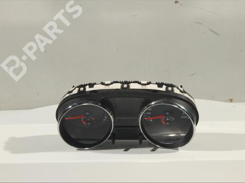 Cockpit NISSAN QASHQAI I (J10, NJ10) 1.6 dCi (130 hp) 11911385