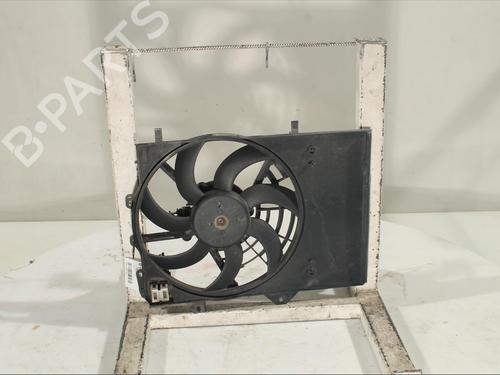 Used Radiator fan Radiator fan CITROËN C4 CACTUS 1.2 VTi 82 (82 hp) 17208294 17208294