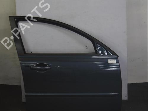 Used Right front door VOLVO S40 II (544) 2.0 D (136 hp) 13579741