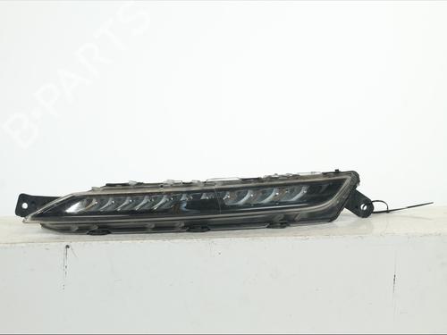 Used Left daytime light Left daytime light 37455624 37455624