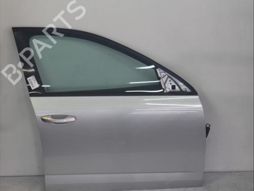 Used Left front door Left front door 36820059 36820059