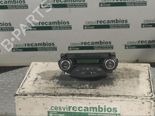 Used Climate control Climate control TOYOTA YARIS (_P13_) 1.5 Hybrid (NHP130_) (101 hp) 11899371 11899371