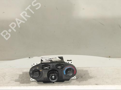 Used Climate control Climate control HYUNDAI SANTA FÉ I (SM) 2.4 16V (146 hp) 16466031 16466031