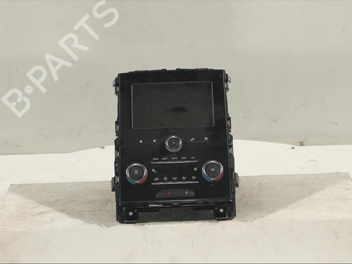 Used Display monitor Display monitor RENAULT MEGANE IV Hatchback (B9A/M/N_) 1.5 Blue dCi 115 (B9A6) (116 hp) 12118973 12118973