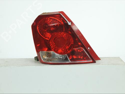 Używane Lampa tylna lewa Lampa tylna lewa 39231415 39231415