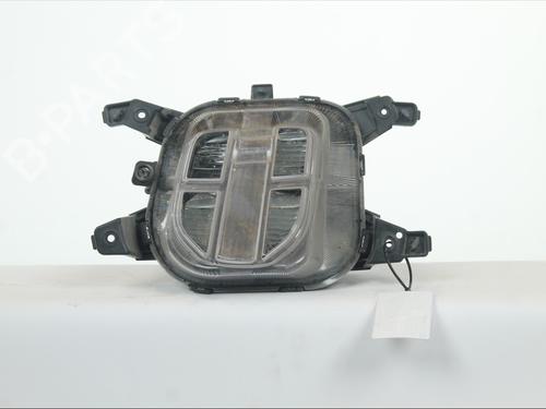 Used Right front fog light Right front fog light 38944936 38944936
