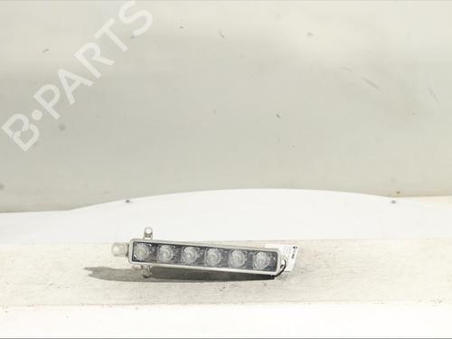 Used Right front indicator PEUGEOT 308 SW II (LC_, LJ_, LR_, LX_, L4_) 1.6 BlueHDi 120 (120 hp) 24304533