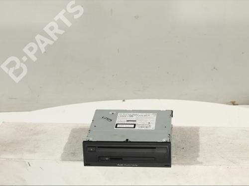Used Radio AUDI A3 (8V1, 8VK) [2012-2020]  11990005