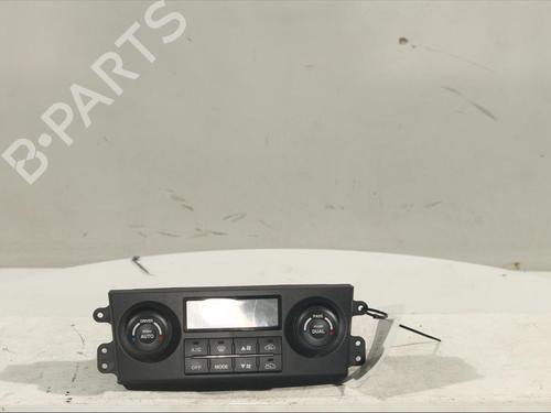 Used Climate control Climate control KIA SORENTO I (JC) 2.5 CRDi (170 hp) 13579823 13579823