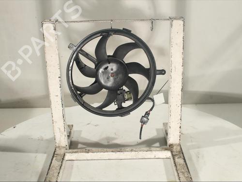 Used Radiator fan Radiator fan MINI MINI COUNTRYMAN (R60) One D (90 hp) 18131728 18131728