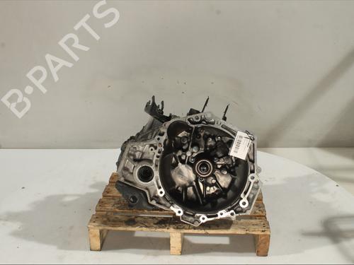 Caja de cambios TOYOTA YARIS (_P13_) 1.5 (NSP131_) (112 hp) 32377571