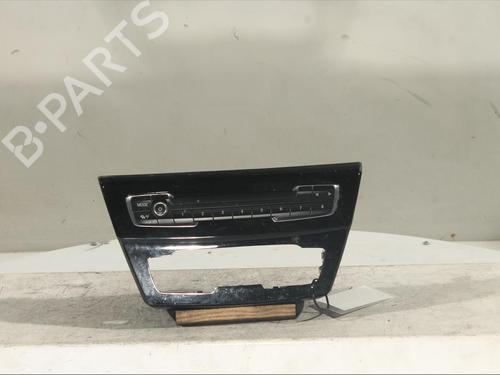 Used Switch Switch BMW X1 (F48) sDrive 18 d (150 hp) 17526711 17526711
