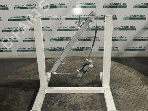 Used Front right window mechanism NISSAN NV200 / EVALIA Bus [2010-2025]  12076643