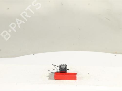 Used Hand brake Hand brake PEUGEOT 308 SW III (FC_, FJ_, FR_, F4_, FN_) PureTech 130 (FRHNSL, FRHNST) (131 hp) 26408944 26408944