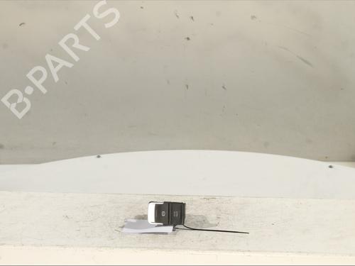 hand-brake-vw-touran-5t1-2015-32486248 main image