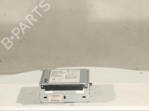 Used Radio VOLVO XC60 I SUV (156) D3 (136 hp) 19518478