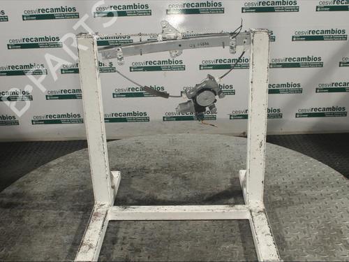 Used Front right window mechanism NISSAN JUKE (F15) 1.5 dCi (110 hp) 12078284