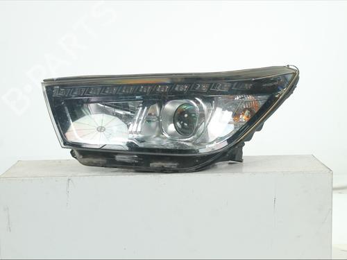 left-headlight-ssangyong-tivoli-2015-37624777 main image