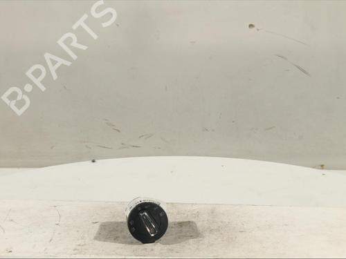 Used Headlight switch Headlight switch SEAT ATECA (KH7, KHP) 2.0 TDI (110 hp) 13875146 13875146