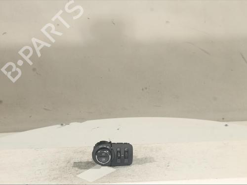 Used Headlight switch Headlight switch OPEL CORSA F (P2JO) 1.5 (68) (102 hp) 20221702 20221702