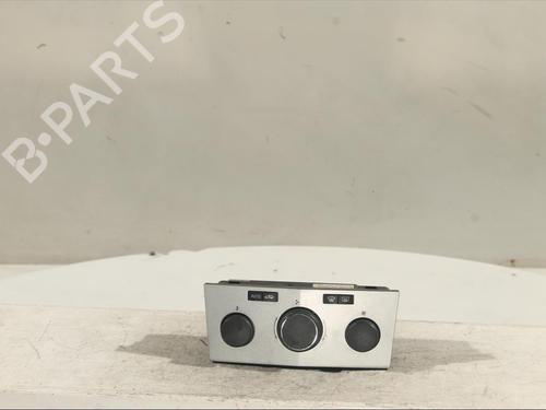 AC-Styringsenhed/Manøvreenhed OPEL ASTRA H GTC (A04) [2005-2010]  15524111