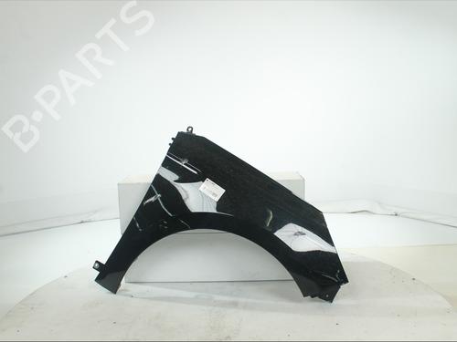 right-front-fenders-renault-clio-v-b7_-2019-37432942 main image