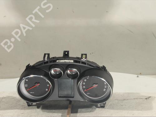 Used Instrument cluster OPEL MOKKA / MOKKA X (J13) [2012-2025]  17975667